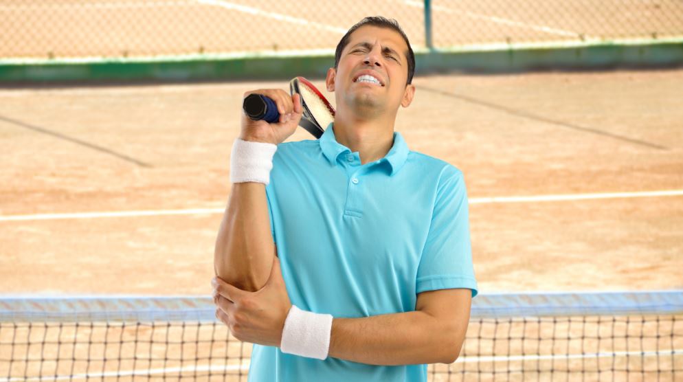 El codo de tenista es una de las formas más comunes de sufrir tendinitis.