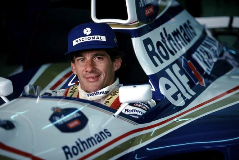 Ayrton Senna hizo su debut en el Gran Premio de Brasil en Río de Janeiro, perfecto lugar para que la leyenda comenzara a forjarse.