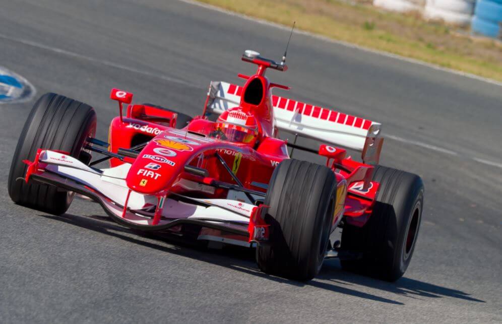 Ferrari, una de las mejores escuderías de F1, en carrera.