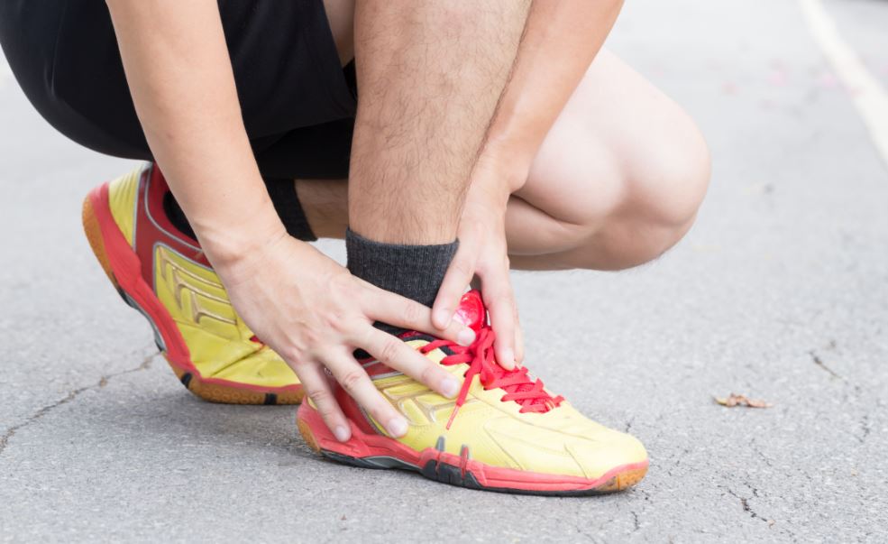 La tendinitis en el tendón de Aquiles es una de las lesiones más comunes en las piernas.