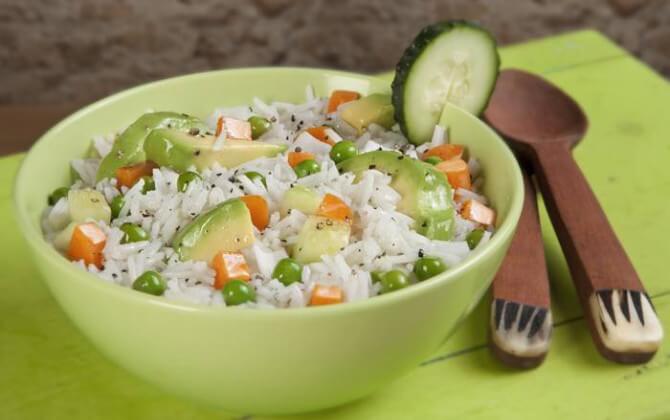 Mezclar como ingredientes protagonistas a los vegetales y el arroz es ideal para la noche. 