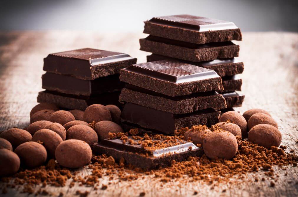 El chocolate negro se puede tomar a la hora del desayuno o de la merienda. 