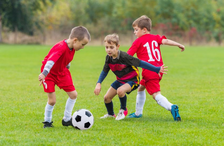Los niños, el deporte y la nutrición son aspectos totalmente relacionados.