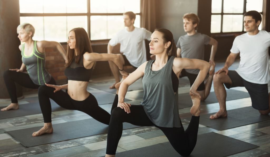 Para aliviar el estrés, nada mejor que una clase de yoga.