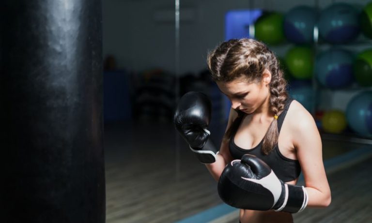 Practica boxeo fitness para ponerte en forma