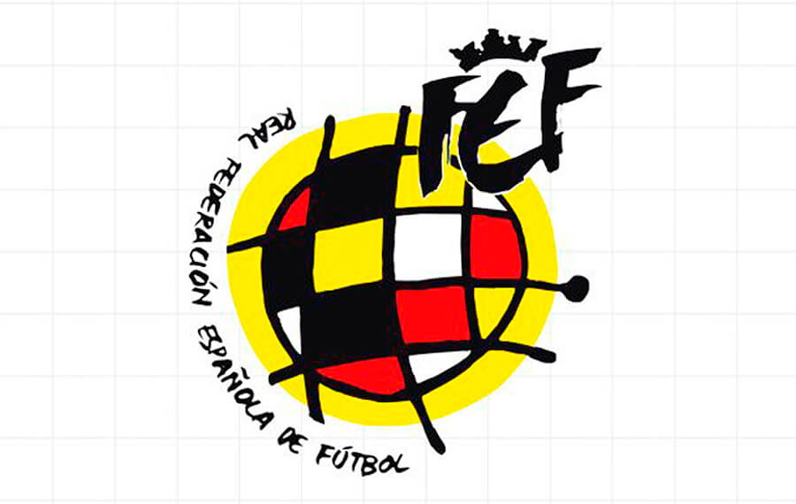 La RFEF es la entidad que administra el fútbol español.