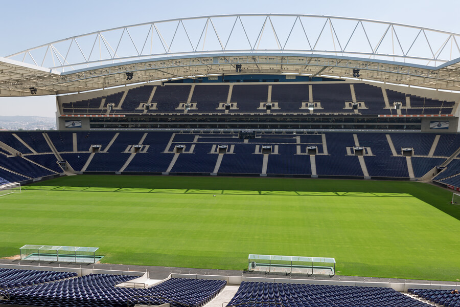 Benfica y Porto poseen estadios excepcionales de primer nivel mundial.