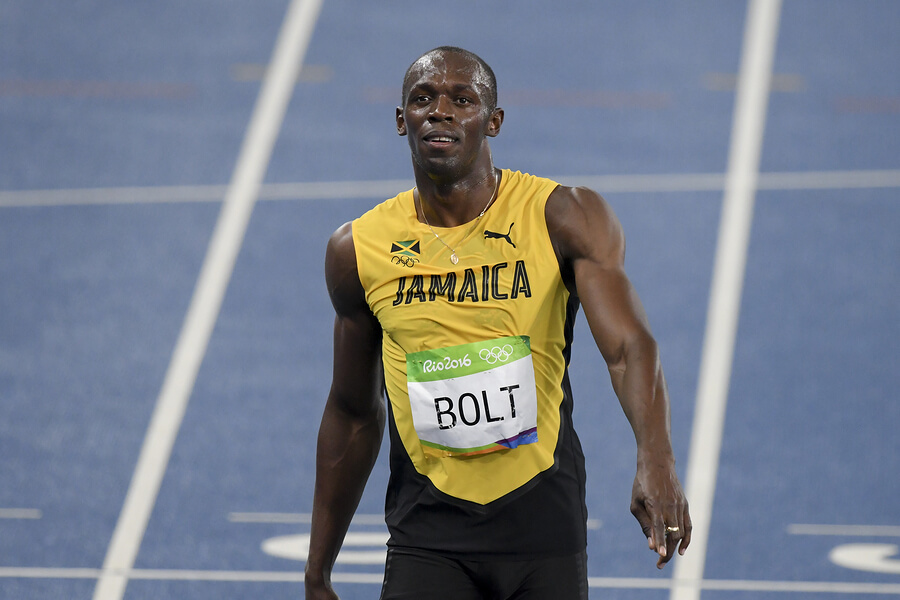 Usain Bolt es un hombre récord en varias carreras de atletismo.