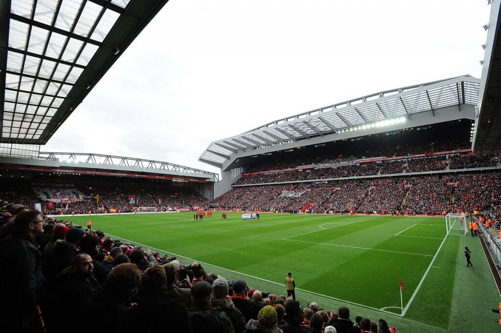 El de Anfield es uno de los estadios de fútbol más icónicos del mundo.