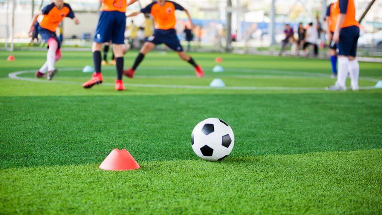 atributo juego Llanura Juegos reducidos en fútbol: efectos de su aplicación en el entrenamiento -  Mejor con Salud