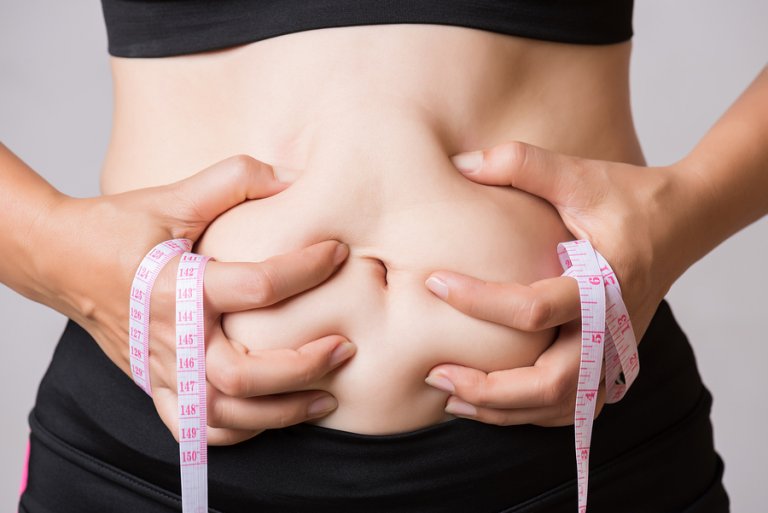 ¿Existen alimentos contra la grasa abdominal?