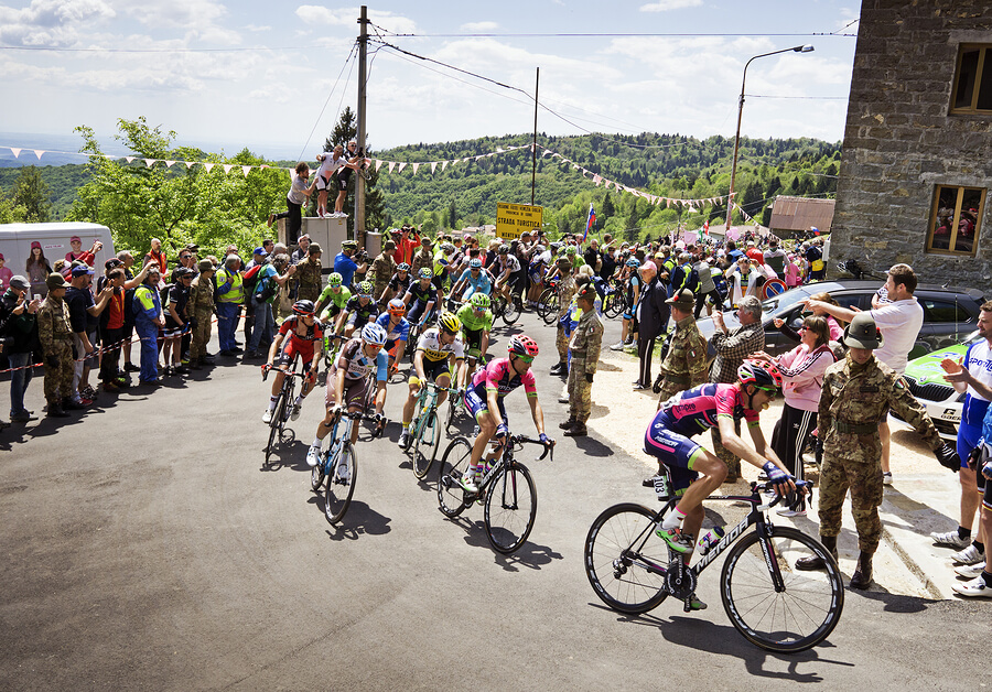 El Giro de Italia atraviesa muchas ciudades del país.