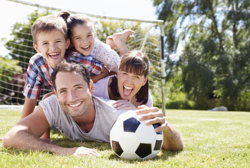 El deporte puede ayudar a unir a las familias incluso durante la cuarentena.
