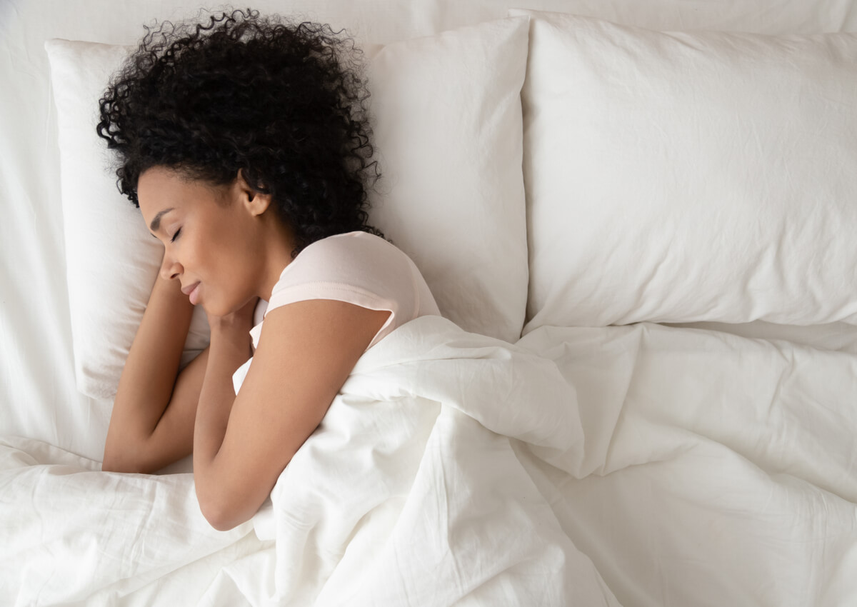هل يمكنك حرق السعرات الحرارية بالنوم؟