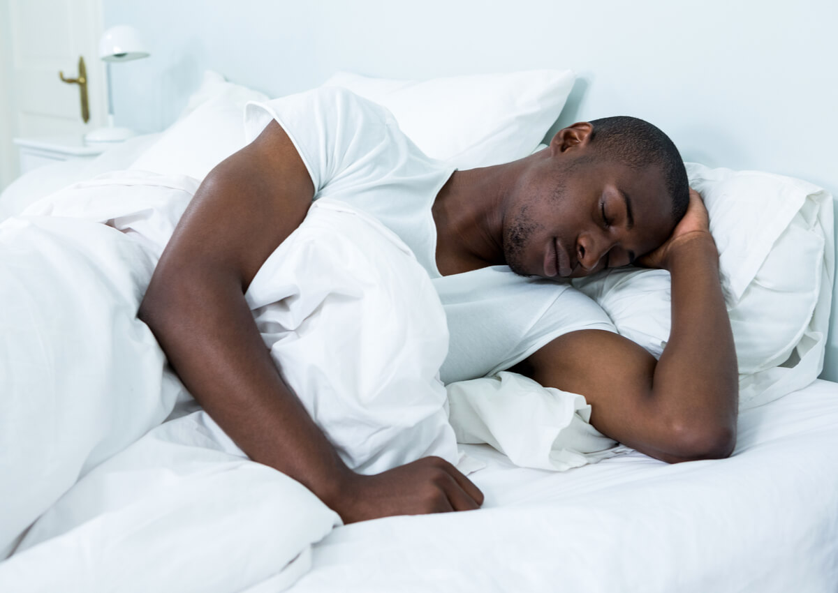 Para dormir mejor, hay muchos hábitos que se deben considerar.