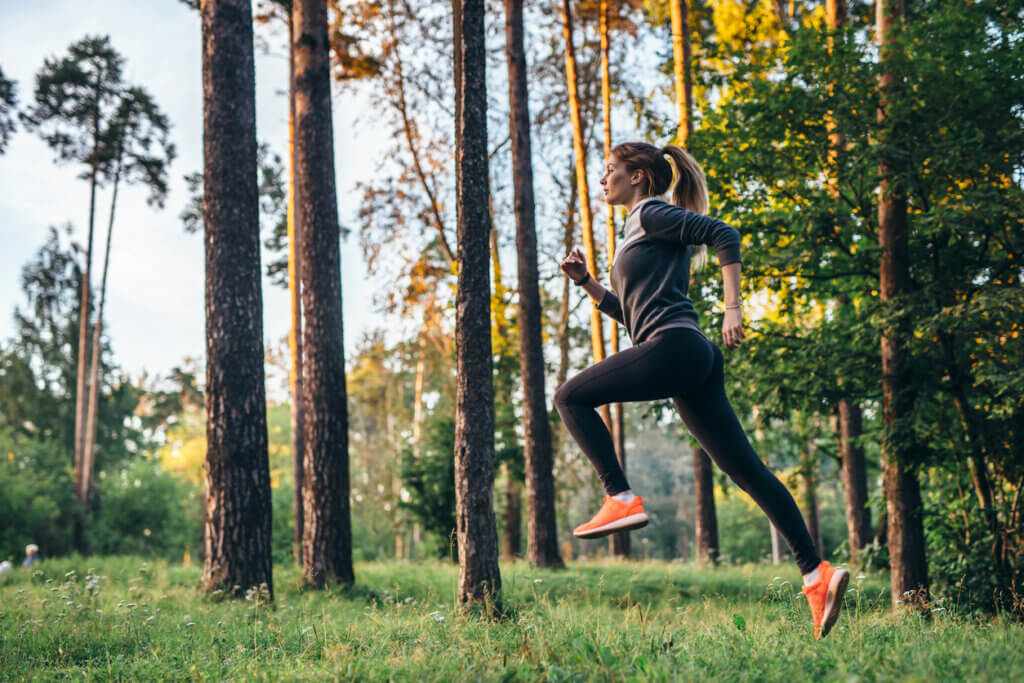 El running es un deporte en el que se suele dar la periostitis tibial.