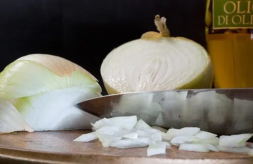 Raw onion.