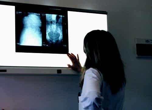 ¿Qué es la mamografía y en qué puede ayudarnos?