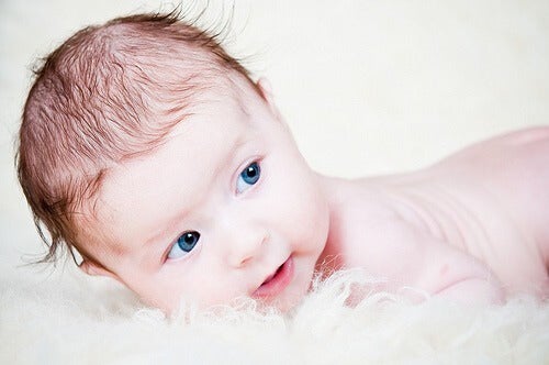 ¿Cómo podemos estimular a un bebé en los 6 primeros meses de vida?