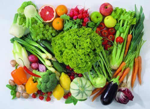 Variedad de frutas y verduras