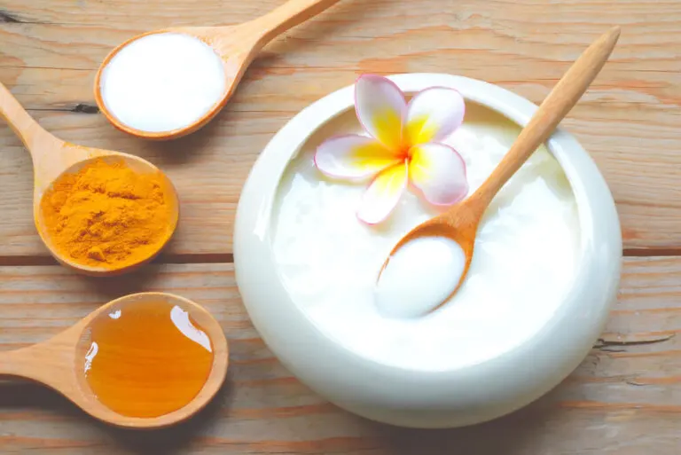 Los beneficios de la mascarilla de yogur