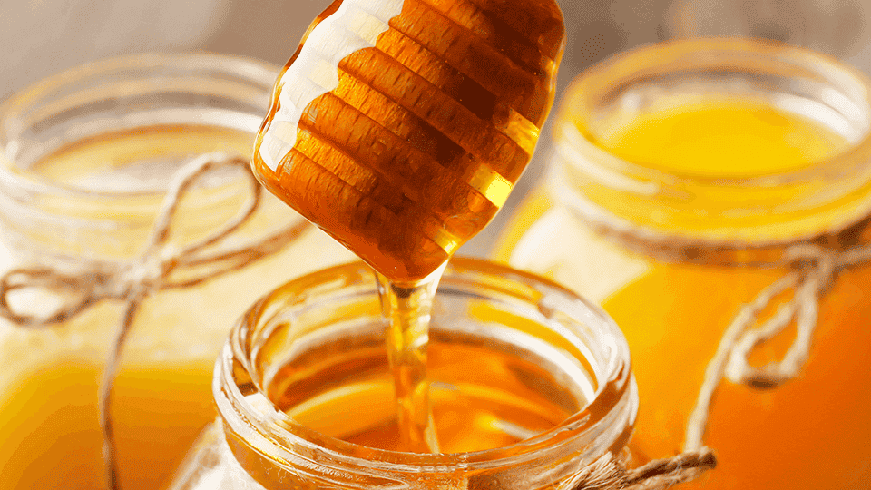 ¿Una cucharada de miel antes de acostarte te ayudará a dormir mejor ¿Una cucharada de miel antes de acostarte te ayudará a dormir mejor