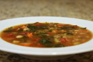 ¿Se puede adelgazar con sopa de verduras?