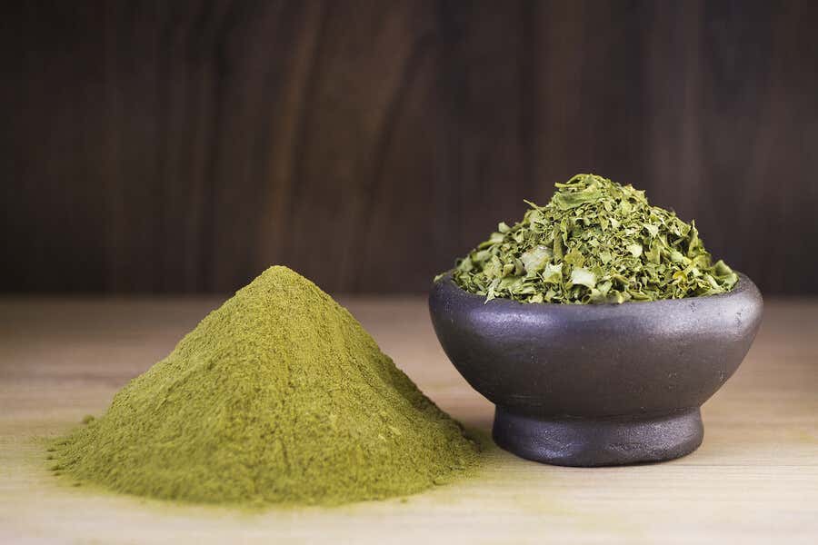 Le Moringa est utilisé de différentes manières comme complément nutritionnel et remède naturel.