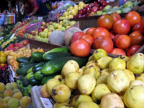 Consumir frutas y vegetales de todos los colores es una recomendación de los nutricionistas