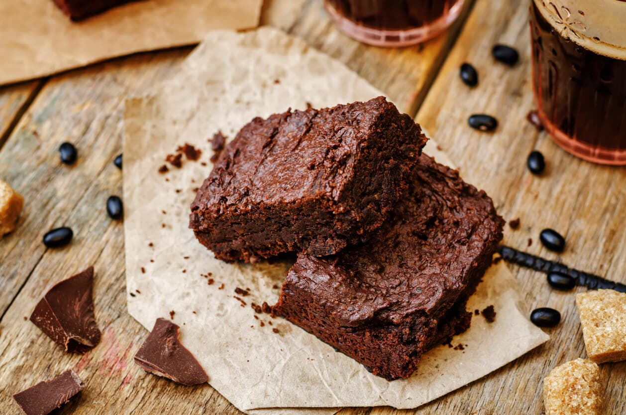 Brownie endulzado con dátil.