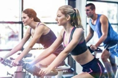 ¿Es bueno hacer spinning?