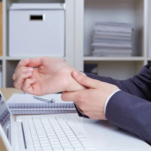 hormigueo-manos-y-pies