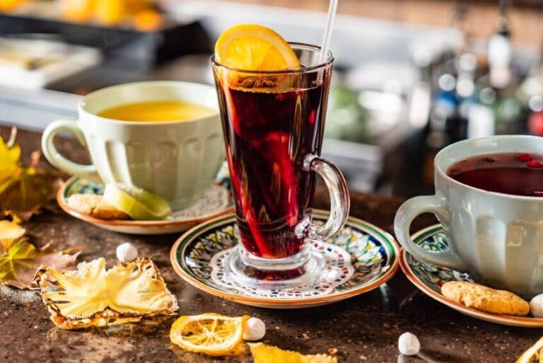 ¿Hay zumos e infusiones que ayuden cuando se sufre de colon irritable?