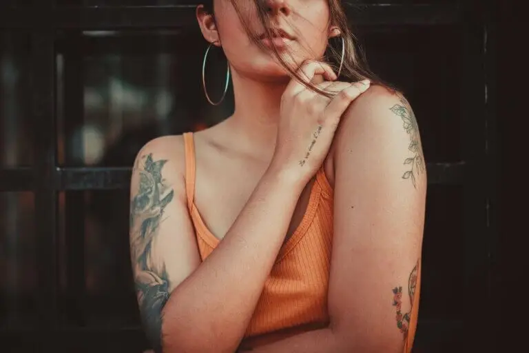 ¿Por qué puede resultar peligroso tatuarse?