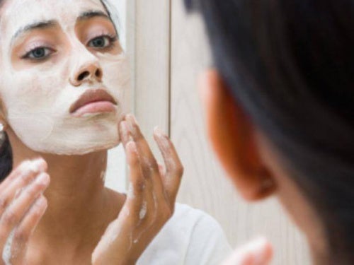 Limpieza facial natural en nuestro hogar