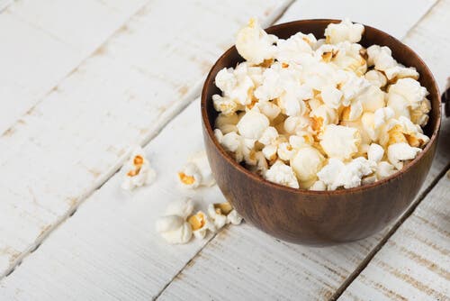 ¿Son buenas para la salud las palomitas de maíz?