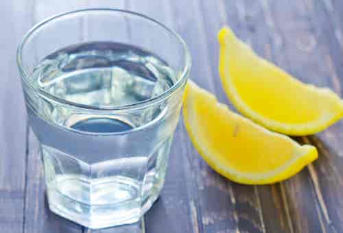 Remedios caseros con limón