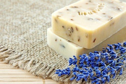 Cómo hacer un jabón casero de lavanda