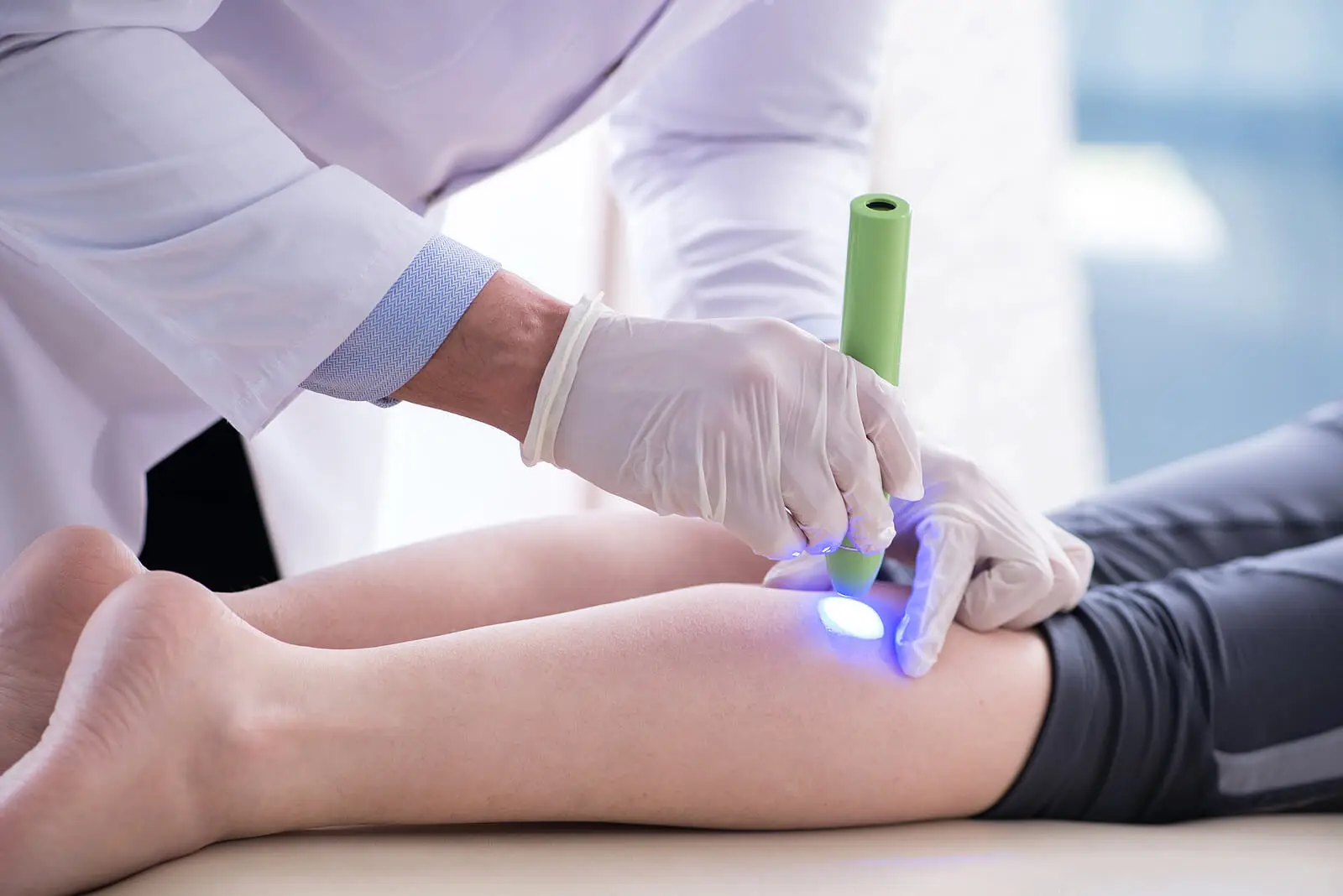 Láser para reducir la grasa con SculpSure.