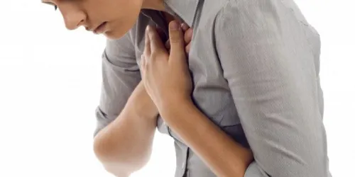 mujer que sufre ansiedad nerviosa e hiperventilación