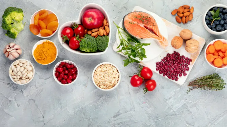 Grasa abdominal: 11 alimentos para combatirla