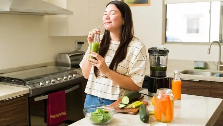 12 jugos depurativos para limpiar el organismo