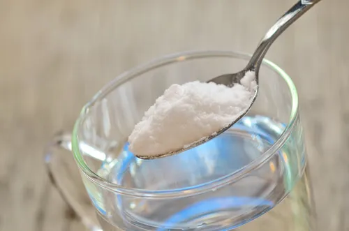 Desodorante de bicarbonato: remedio natural contra el sudor de axilas