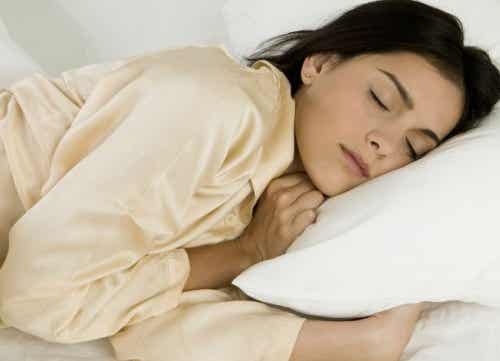 Los beneficios de dormir la siesta