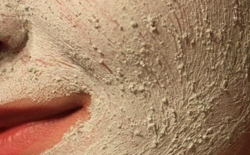 Aprende a masajear y exfoliar tu cutis