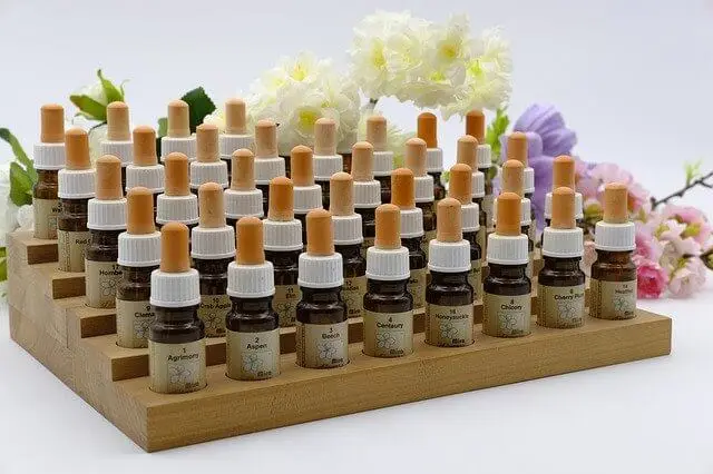 Frascos de las flores de Bach