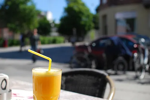 zumo-brocoli-y-pera-ayuda-a-perder-peso