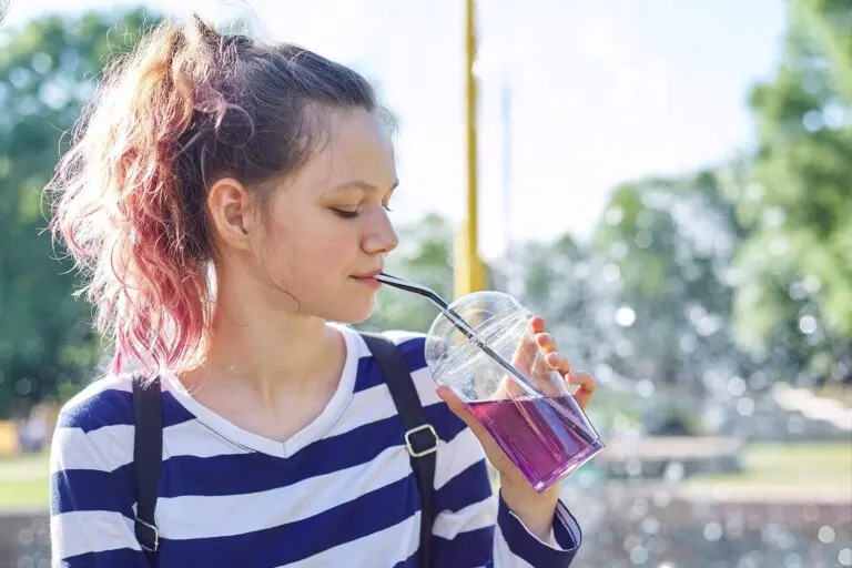Adiós a la grasa abdominal con agua de berenjenas