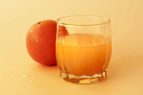 Sok pomarańczowy.