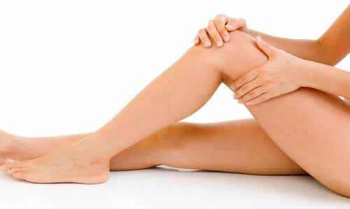 Masaje para activar la circulación de las piernas